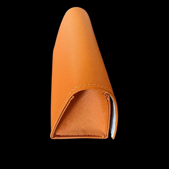 Tory Burch Vibrant Orange Sunglasses Case & Lint Free Carrying Case - Picture 6 of 9